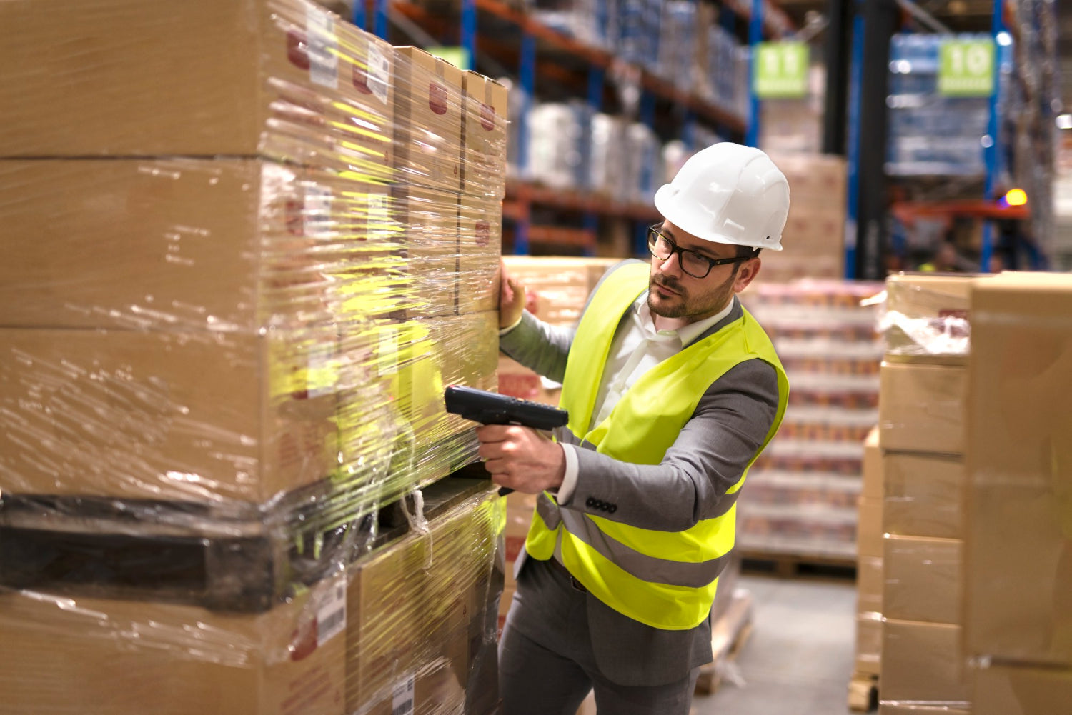 supply chain using sustainable plastic
